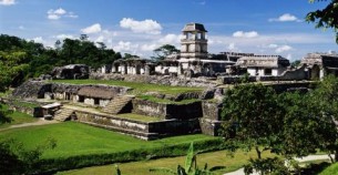 Le site de Palenque au Mexique fut pris par certains pour la cit perdue de l'Atlantide.